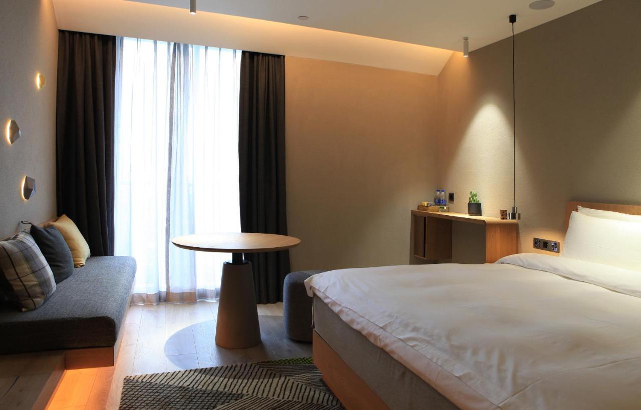 Ebo Hotel Hangzhou Wulin - 5 Mins Drive To The West Lake ภายนอก รูปภาพ